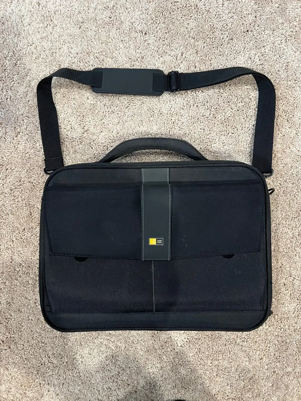 Case Logic Laptop Messenger Bag 17